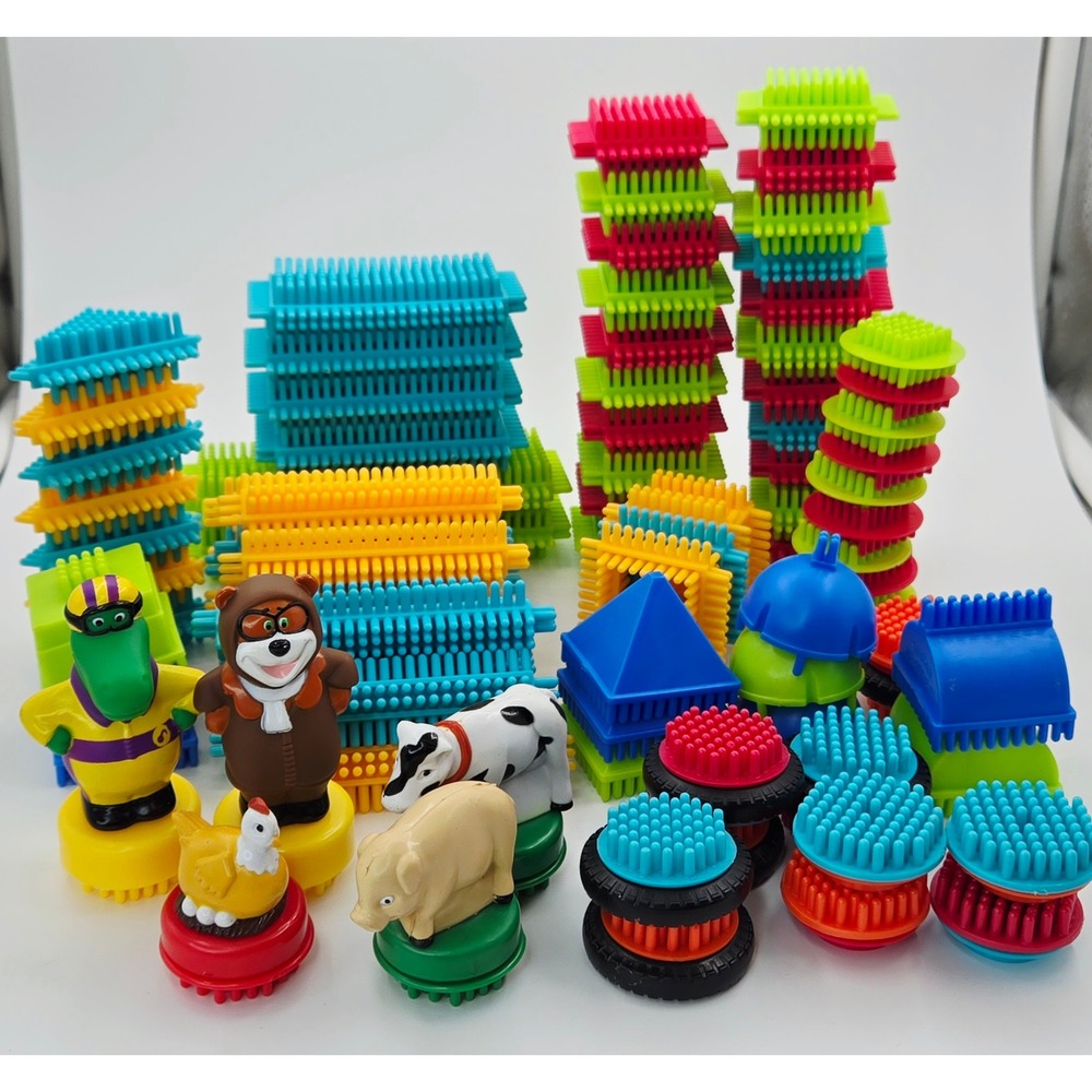 Vintage Bristle Blocks Building Set Animal Figures Colorful 82+‎ Pieces